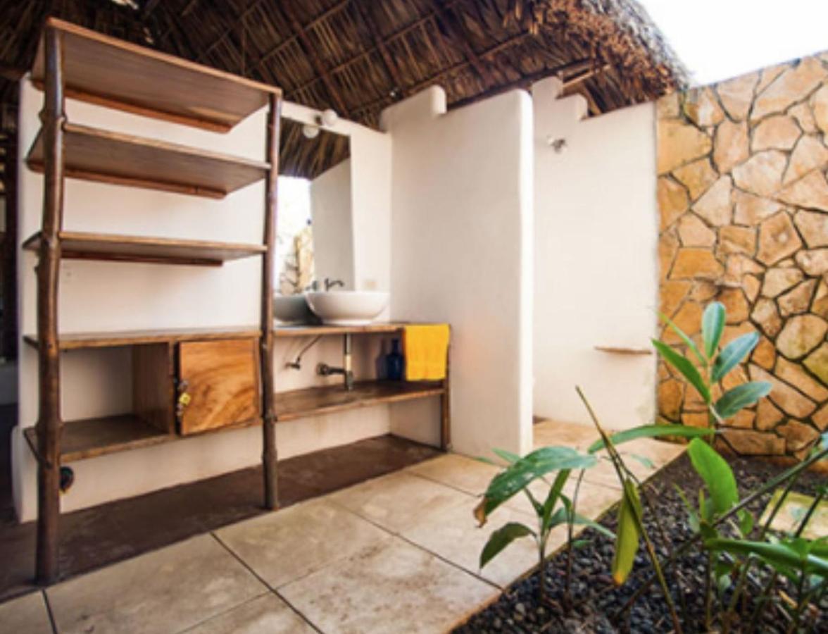 Hotel Paredon Surf House El Paredón Buena Vista Habitación foto