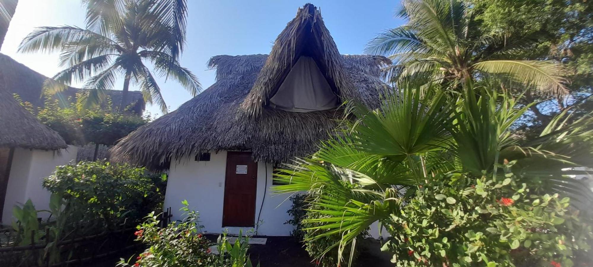 Hotel Paredon Surf House El Paredón Buena Vista Exterior foto
